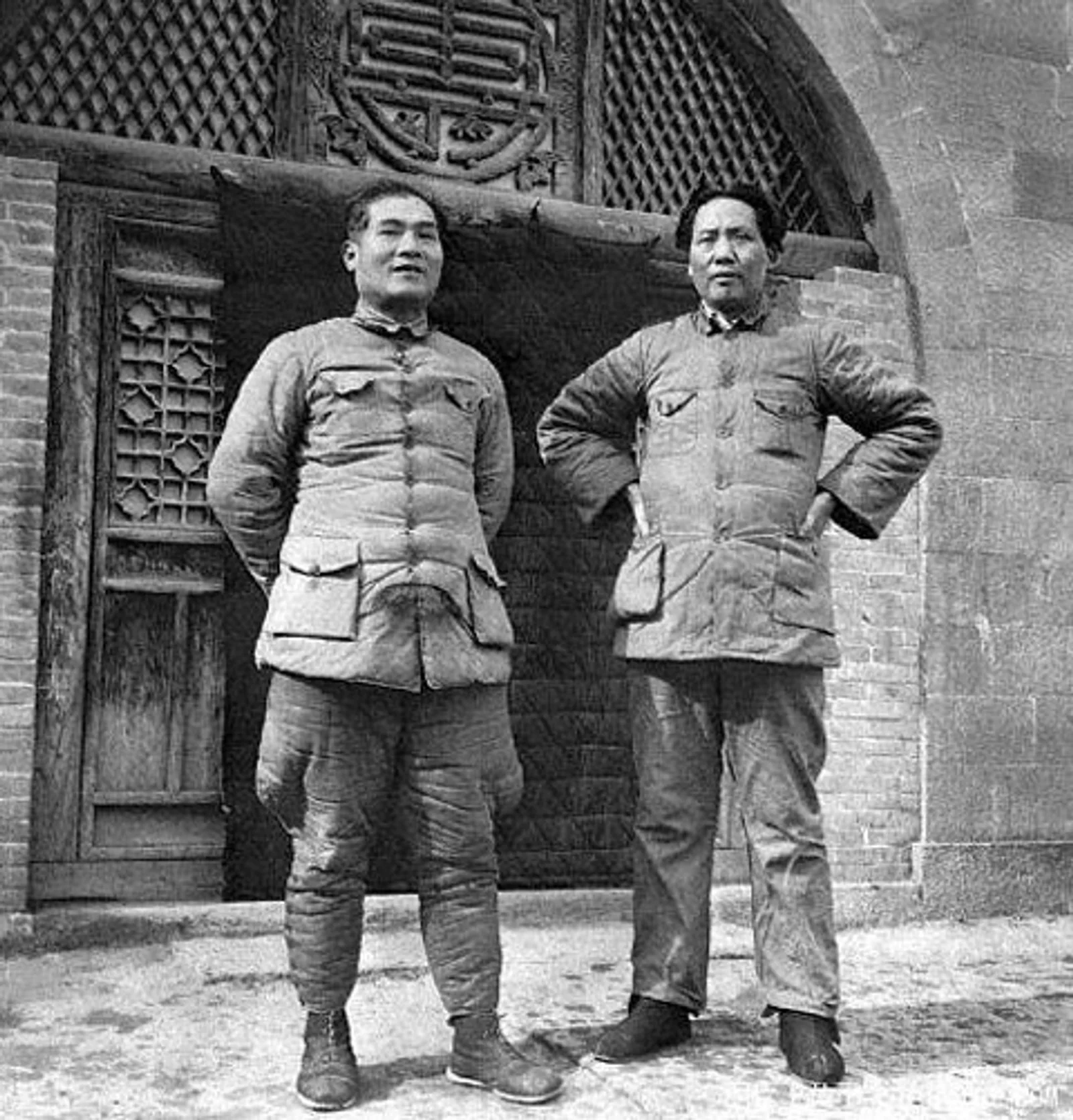 1938年3月7日毛泽东与张国焘在延安